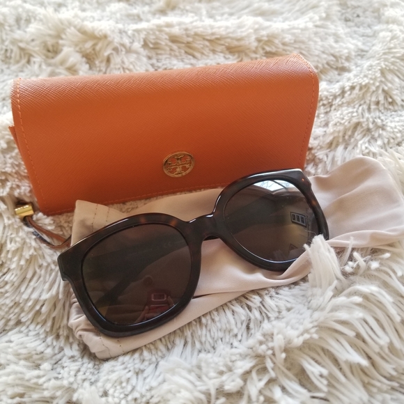Tory Burch Accessories - Tory Burch Tortoise Shell brown new sunglasses